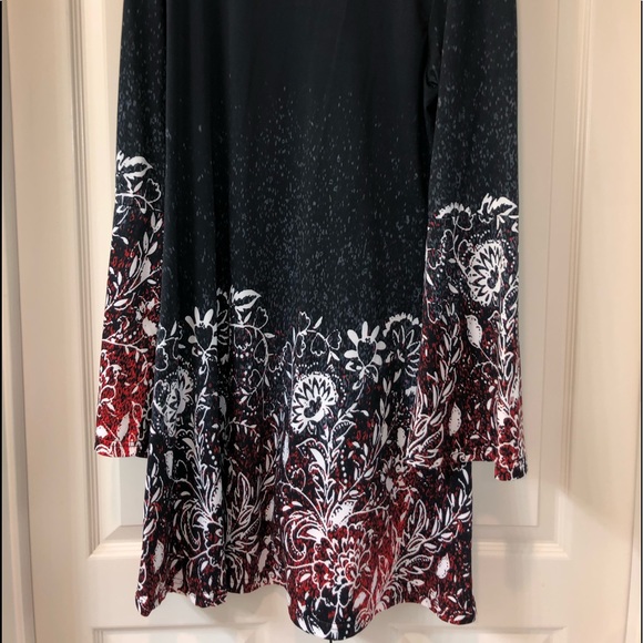 Dress - Picture 2 of 3